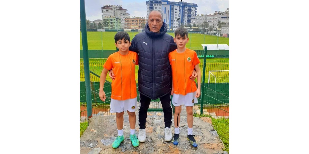 Yiğit Türkkan, Corendon Alanyaspor’a transfer oldu