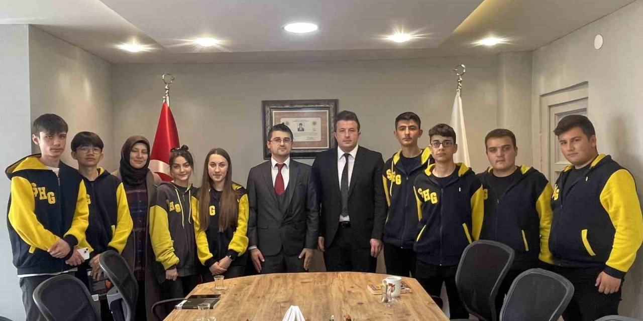 Adalet alanı öğrencilerinden avukatları ziyaret