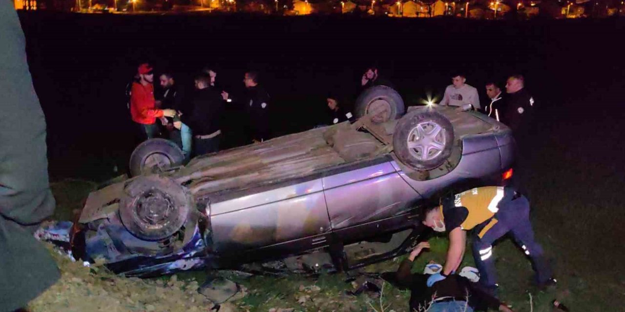 Otomobil ile elektrikli bisiklet çarpıştı: 2 yaralı