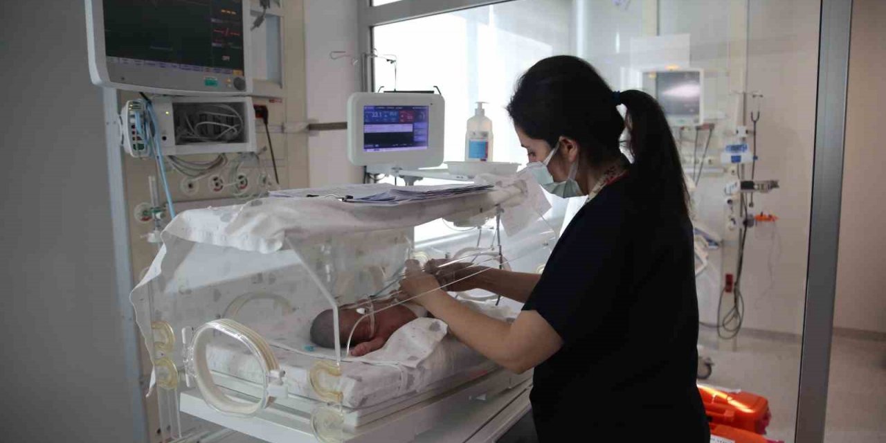 Aydın’da 10 depremzede bebek dünyaya “merhaba” dedi