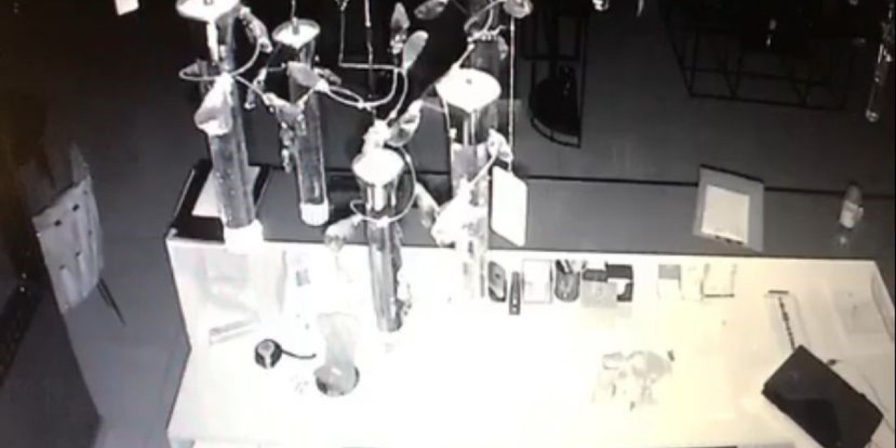 Diyarbakır’da yerin beşik gibi sallandığı tüyler ürperten deprem görüntüsü ortaya çıktı