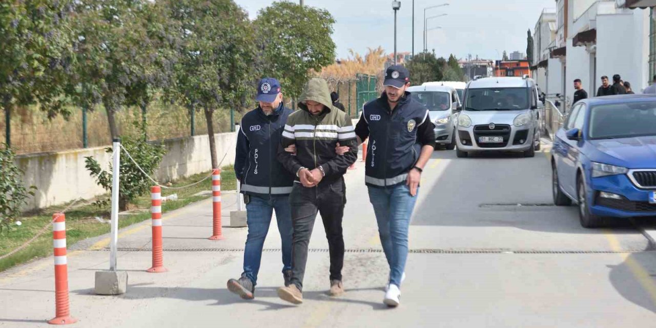 Göçmen kaçakçılığı yapan bir kişi tutuklandı