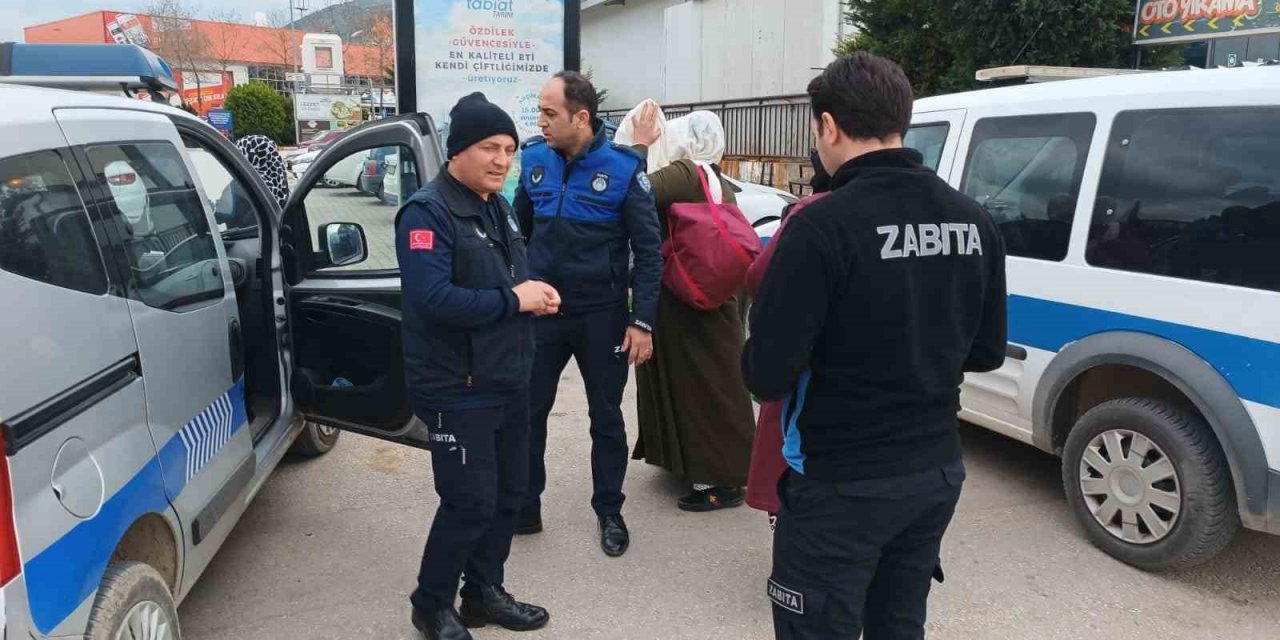 Gemlik zabıtası dilencilere göz açtırmıyor