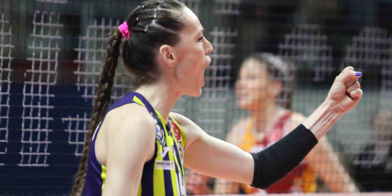 Sultanlar Ligi: Fenerbahçe Opet: 3 - Galatasaray HDI Sigorta: 0