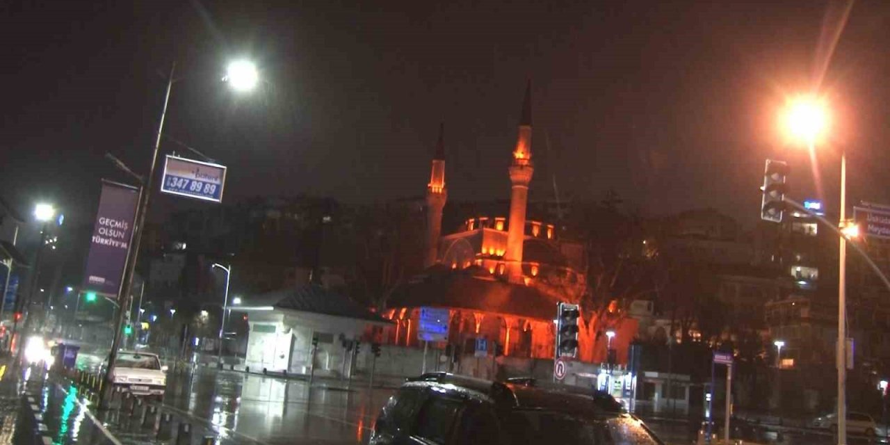 İstanbul’da beklenen yağış başladı