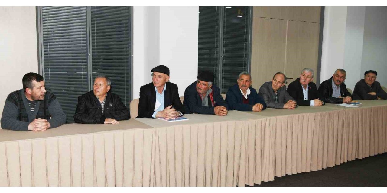 Lapseki’de Muhtarlara Çevre ve İklim Değişikliği Farkındalık Eğitimi verildi