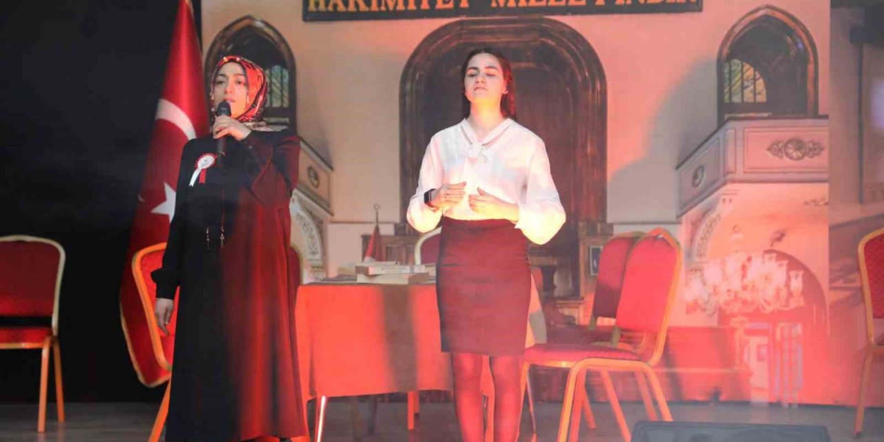 Ağrı’da İstiklal Marşı’nın kabulü ve Mehmet Akif Ersoy’u Anma Günü kutlandı