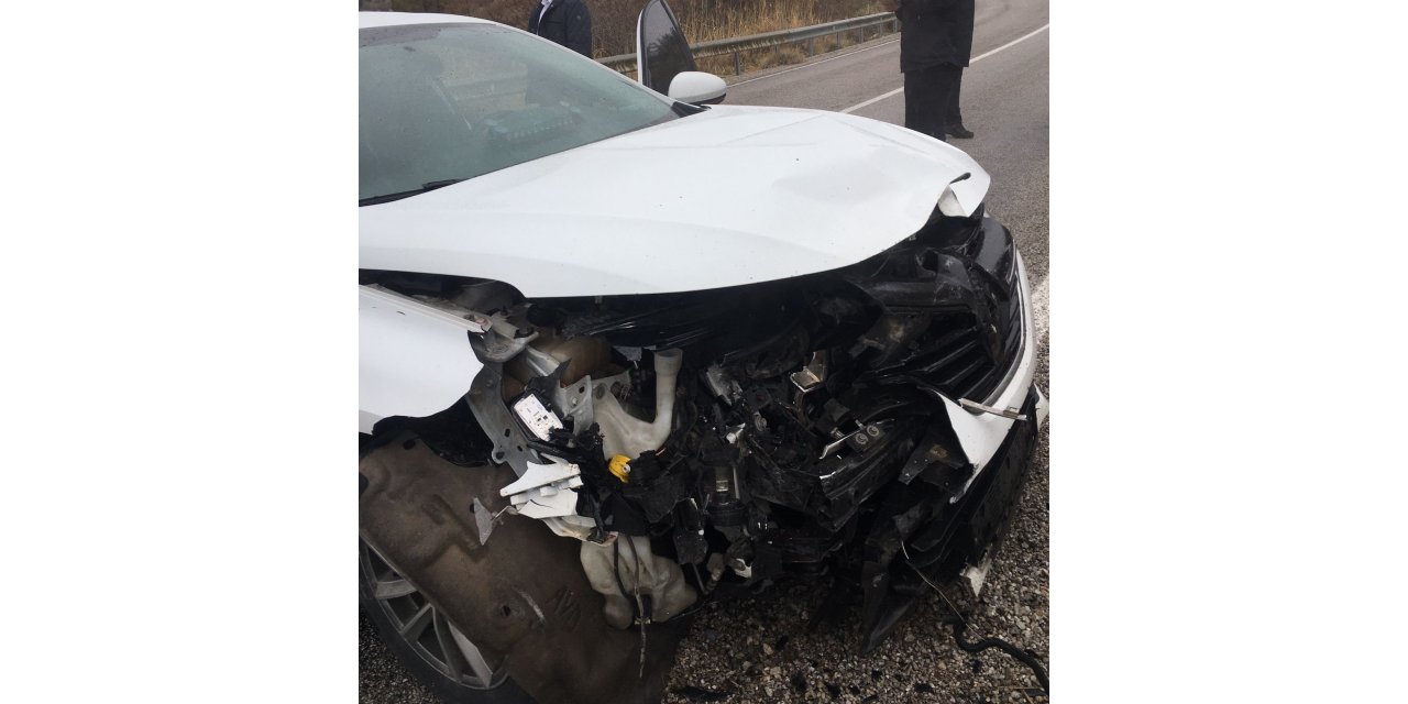 AK Partili vekilin ekibi kaza yaptı; 3 yaralı