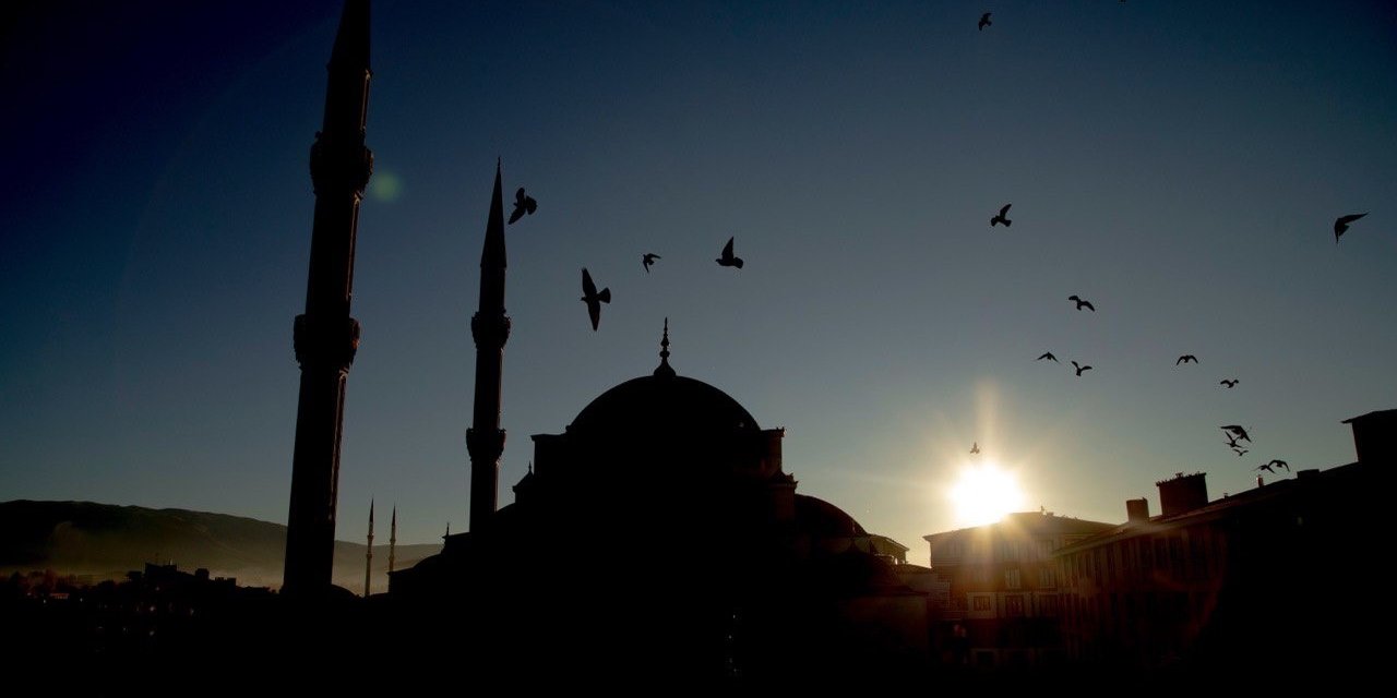 Şaheser gibi yükselen Recep Tayyip Erdoğan Camii göz kamaştırıyor