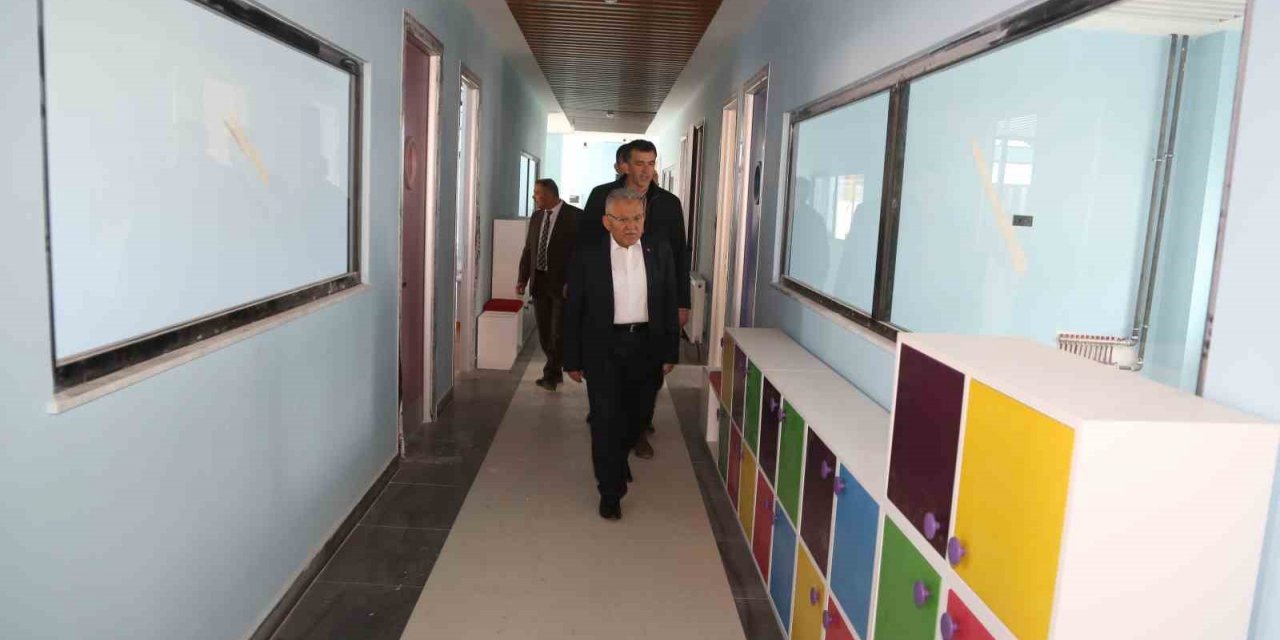 Başkan Büyükkılıç, Çocuk Kütüphanesi Ve Müzik Okulu Projesi’ni inceledi