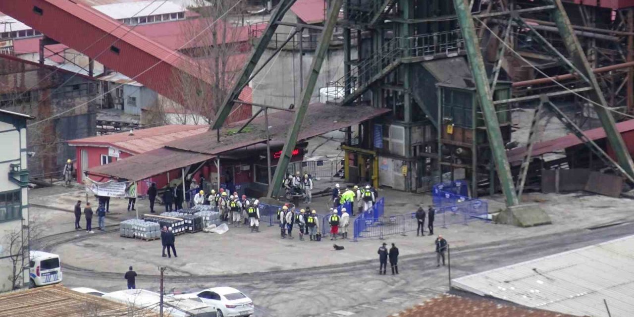 Amasra’da maden ocağındaki barajlar kaldırılıyor