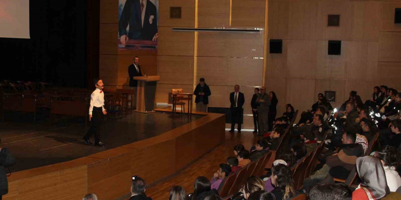 Sinop’ta İstiklal Marşı’nın 102. yıldönümü kutlandı