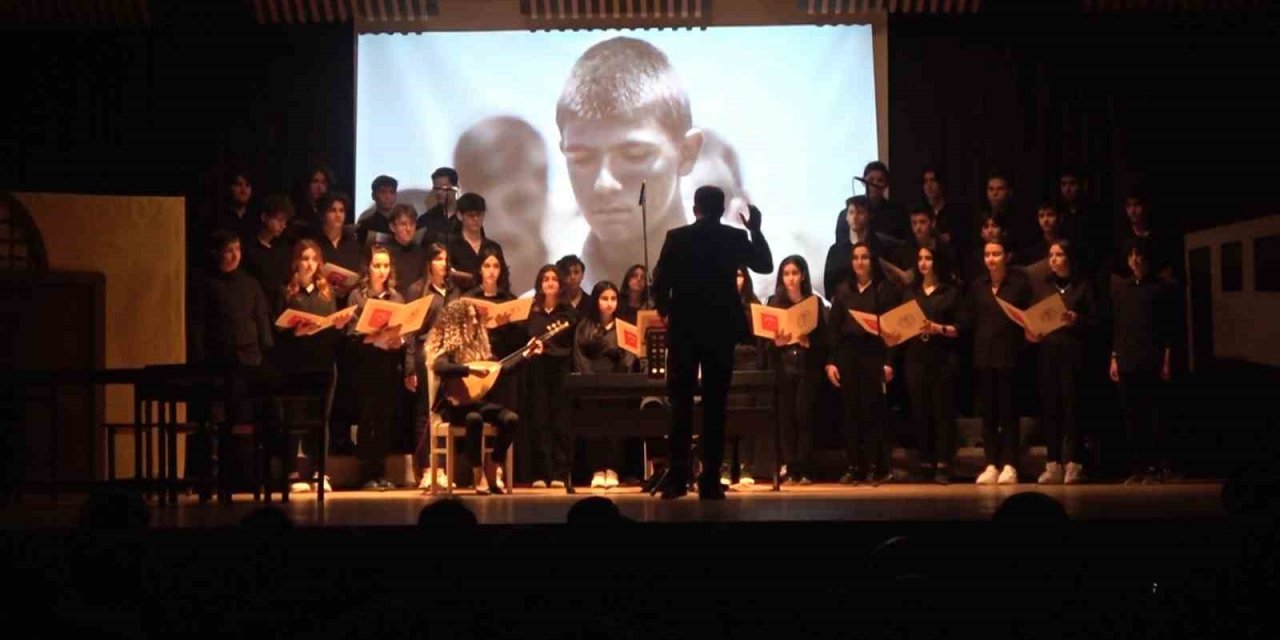 Mehmet Akif Ersoy Yalova’da anıldı