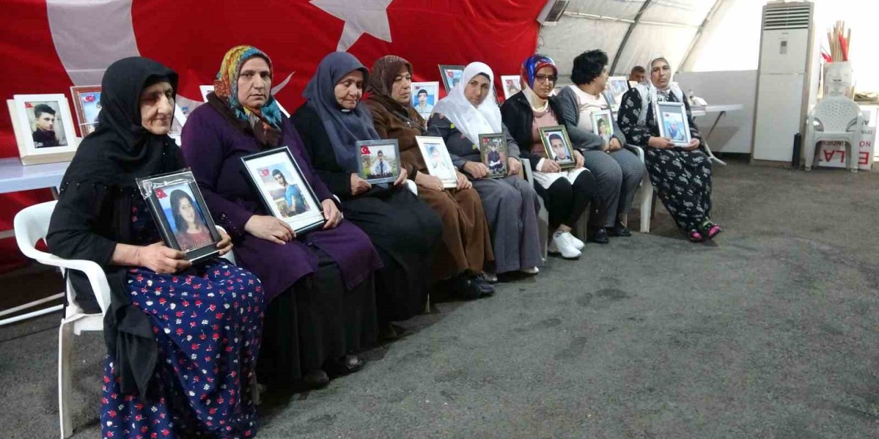 Aileler direniyor evlatlarını Kandil’den istiyor