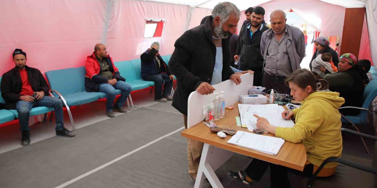 Nurdağı’nda 25 yataklı sahra hastanesi kuruldu