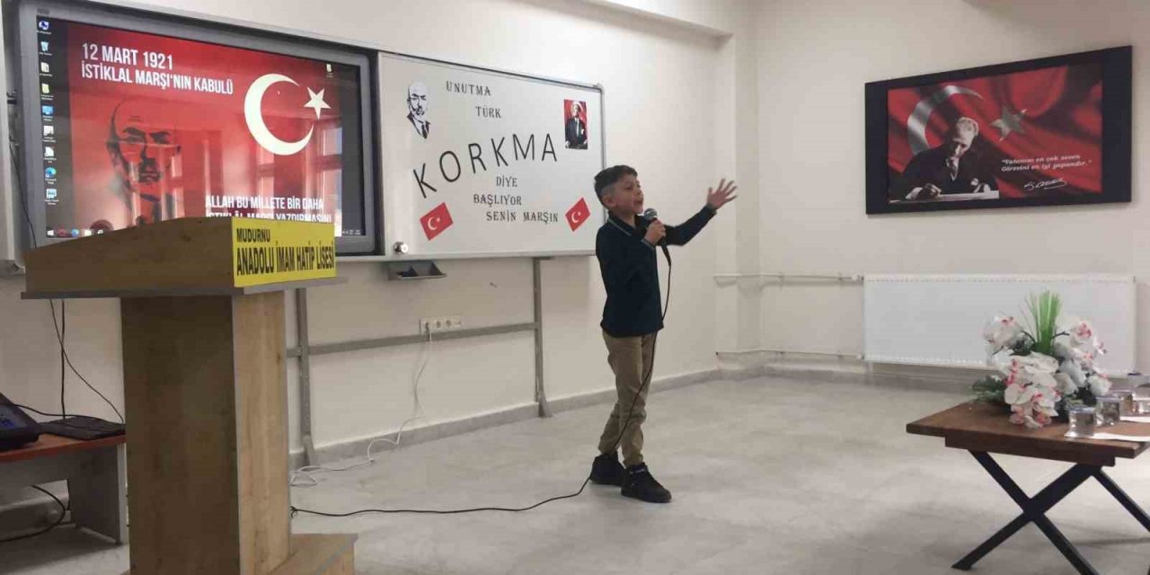 Mudurnu’da istiklal şairi anıldı