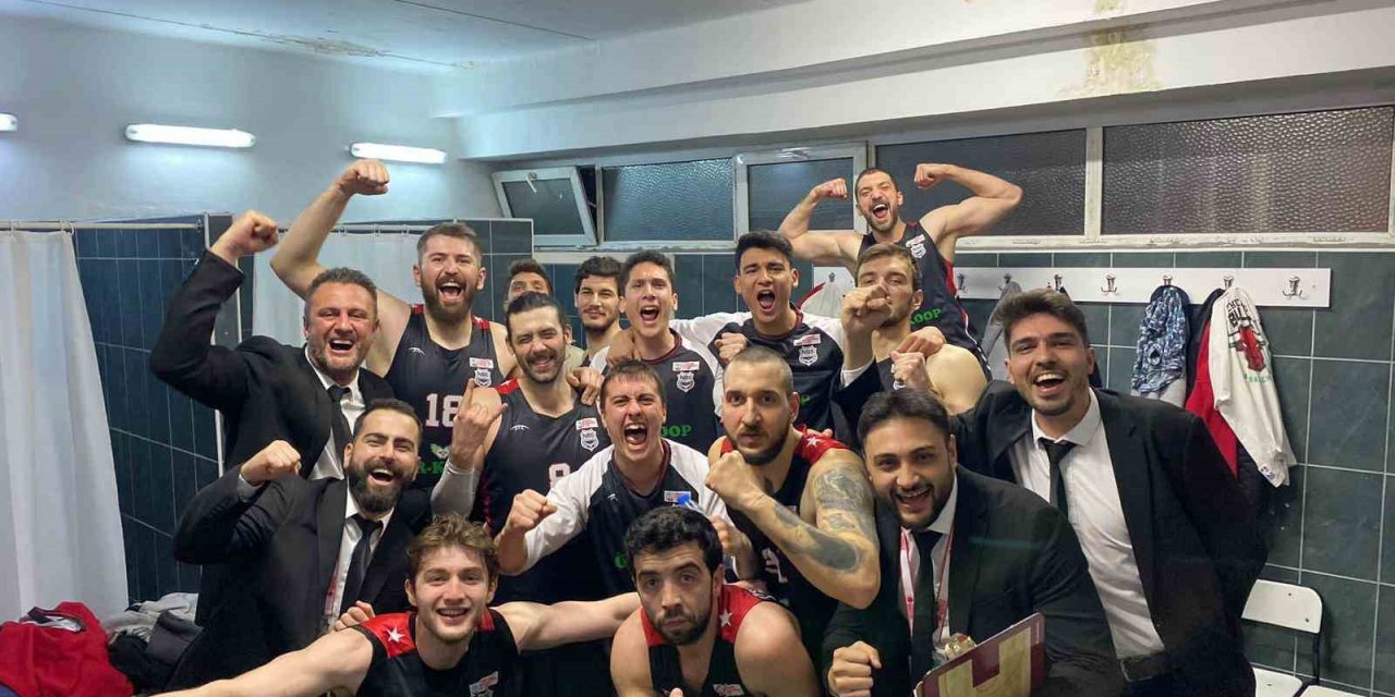 Nazilli Belediyespor Basketbol Takımı deplasmanda galip geldi