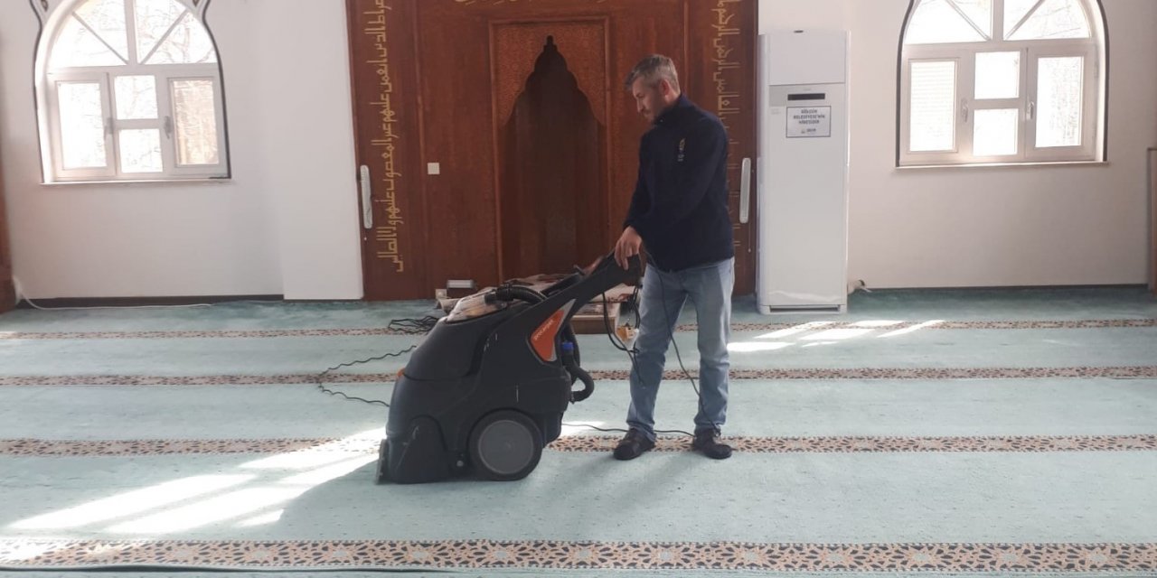 Camilerde Ramazan hazırlığı