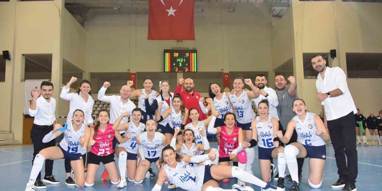 ’Bizim Kızlar’ yarı finalde