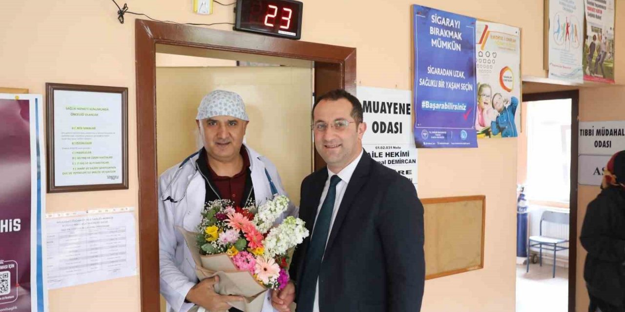 Başkan Ekim sağlık çalışanlarının Tıp Bayramı’nda kutladı