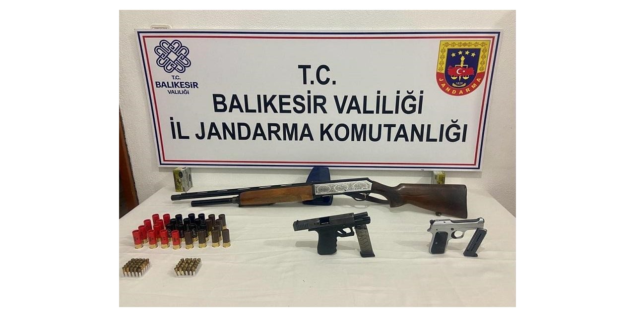 Balıkesir’de polis ve jandarmadan ’Huzur’ operasyonu