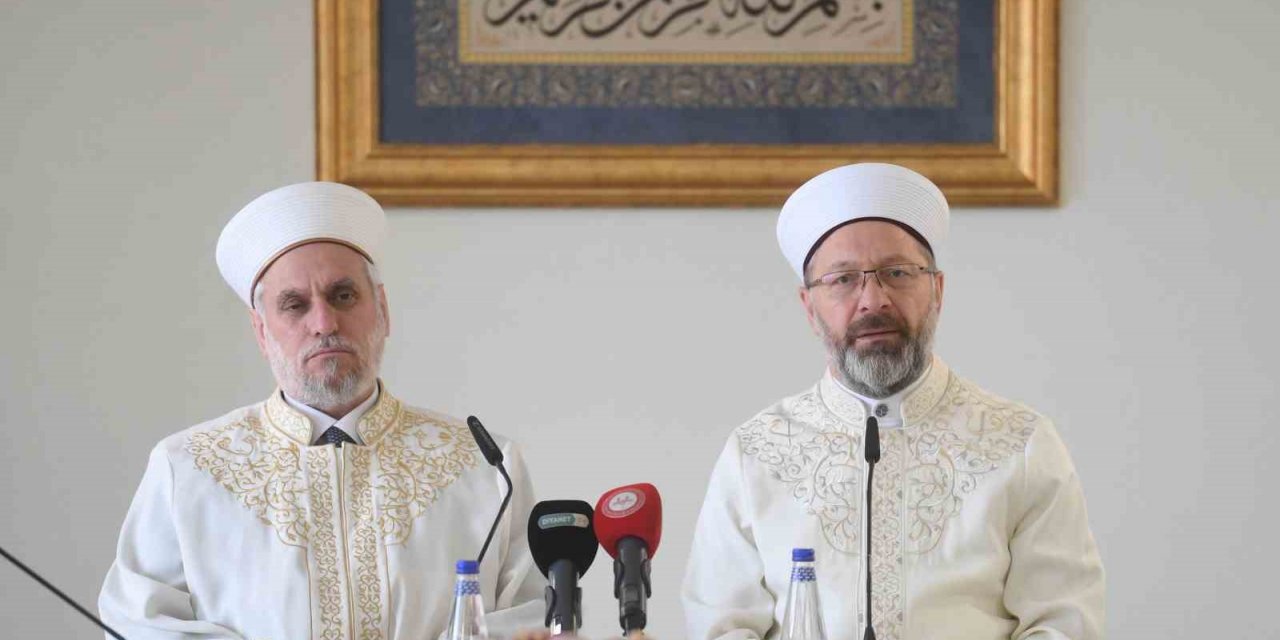 Diyanet İşleri Başkanı Erbaş: "Yurt içinde ve yurt dışındaki çalışmalarımız artacak"