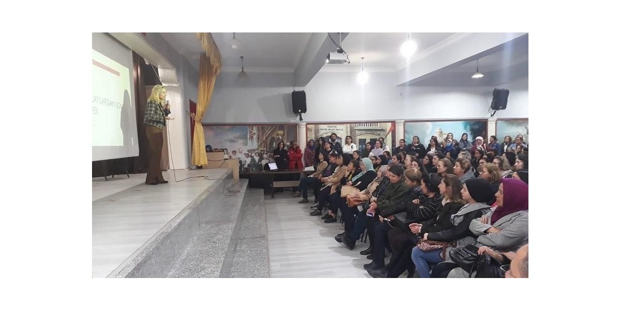 Adana Ceyhan’da “Deprem sonrasında psikolojik sağlamlık” semineri