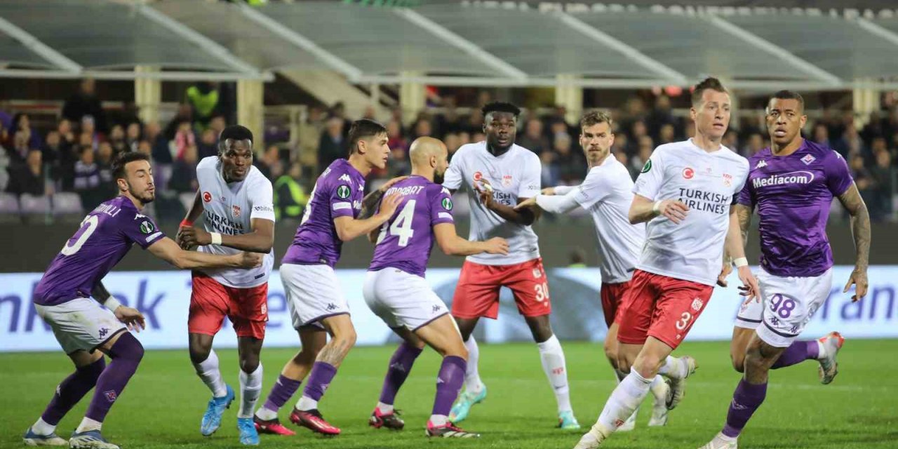 Sivasspor, İtalya devi Fiorentina’yı ağırlayacak