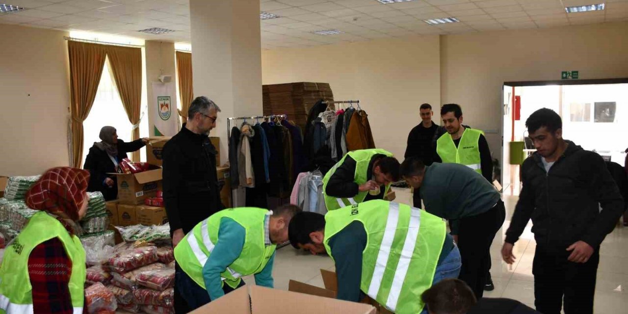 İznik’ten afet bölgesine destekler sürüyor