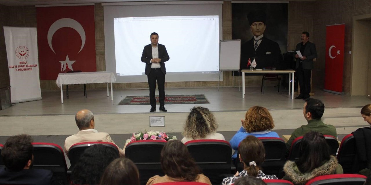 Muğla’da Aile ve Sosyal Hizmetler Müdürlüğü personeline ilkyardım eğitimi