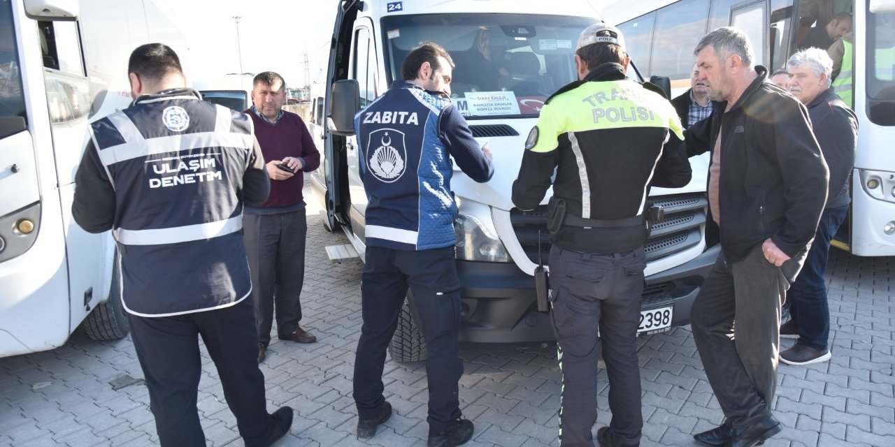 Kartepe’de öğrenci servisleri denetlendi
