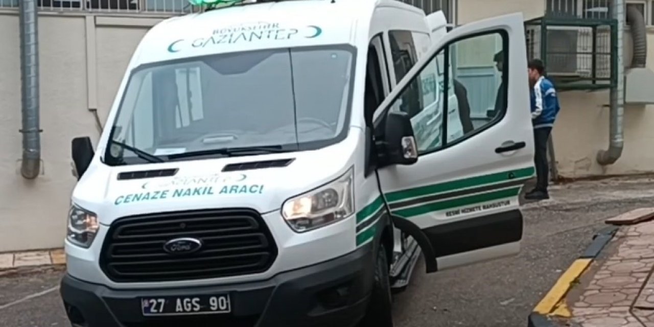 Silahli saldırıya uğrayan şahıs hastanede hayatını kaybetti