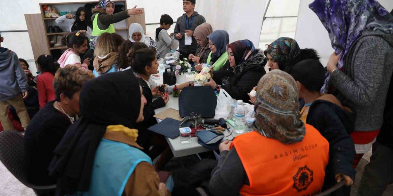 El sanatları atölyeleri depremzede kadınlar için psikoterapi merkezi haline geldi