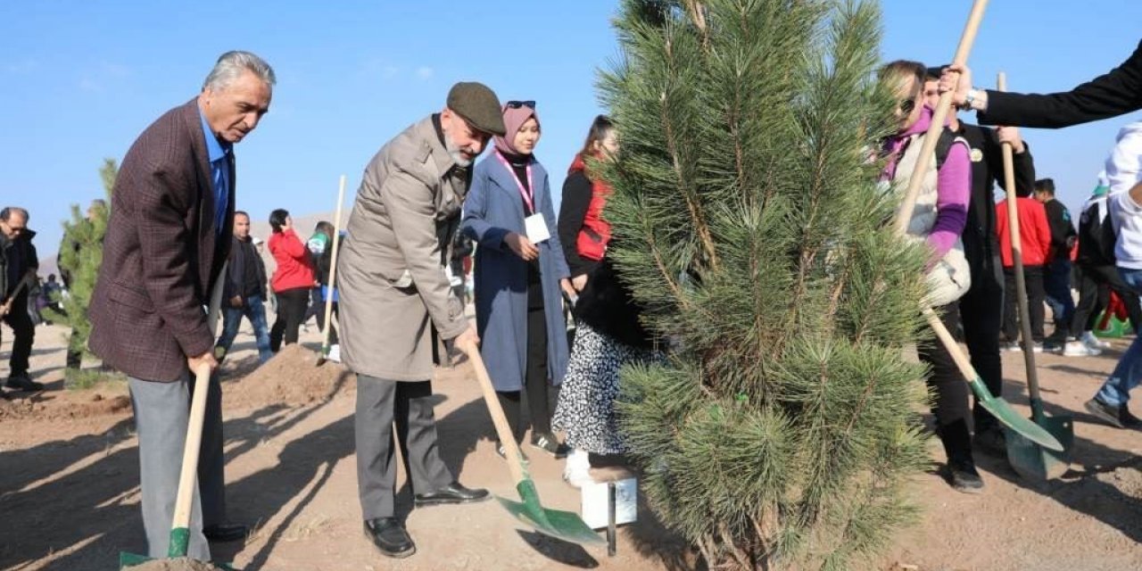 Çevre dostu Kocasinan, yeşil hamle ile geleceğe nefes oluyor