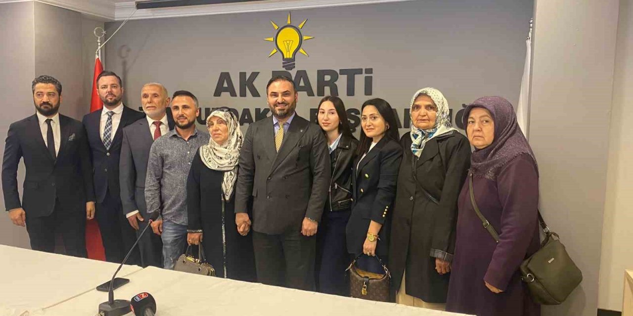 İşadamı annesinin duasıyla aday adaylığını açıkladı
