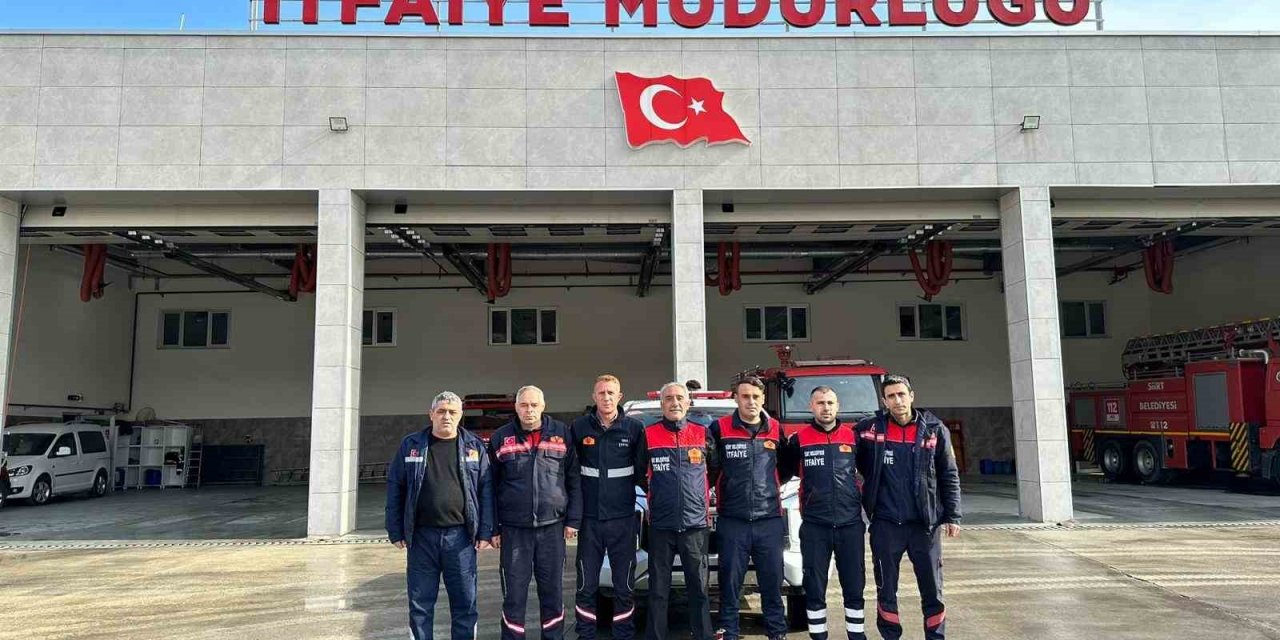 Siirt Belediyesi sel felaketinin yaşandığı bölgeye 10 personel gönderdi