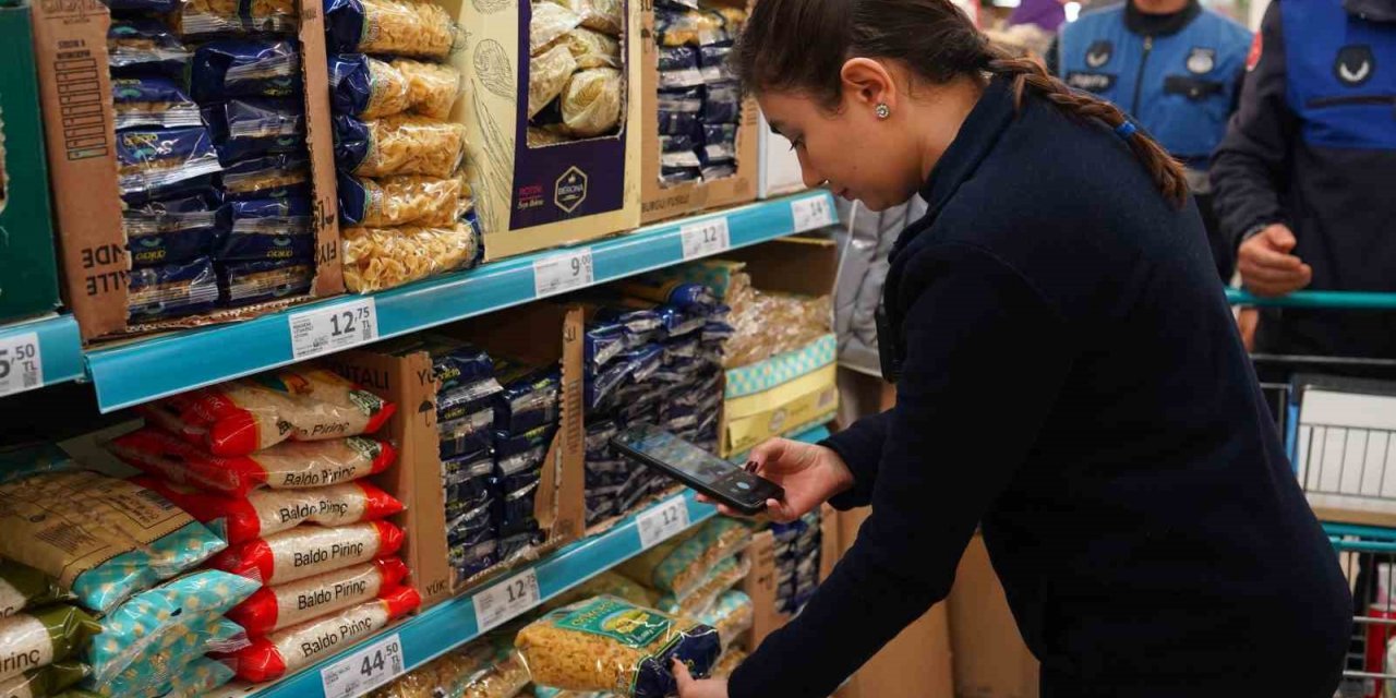 Zabıtadan market denetimi