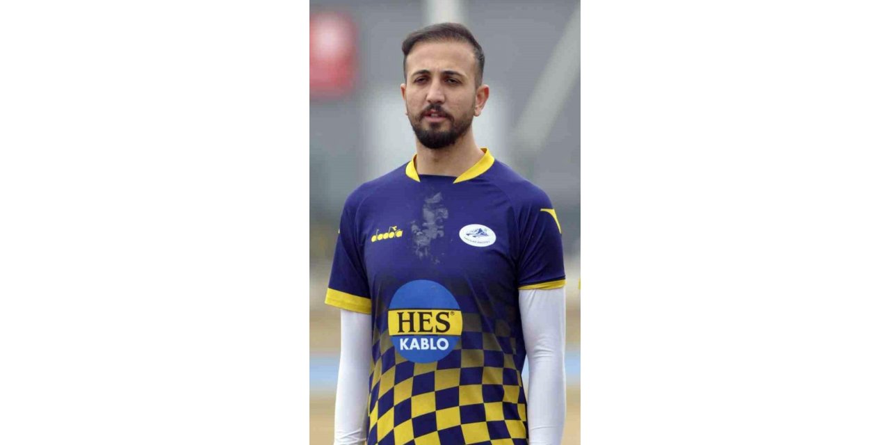 Emre Özden, Hacılar Erciyesspor’a veda etti