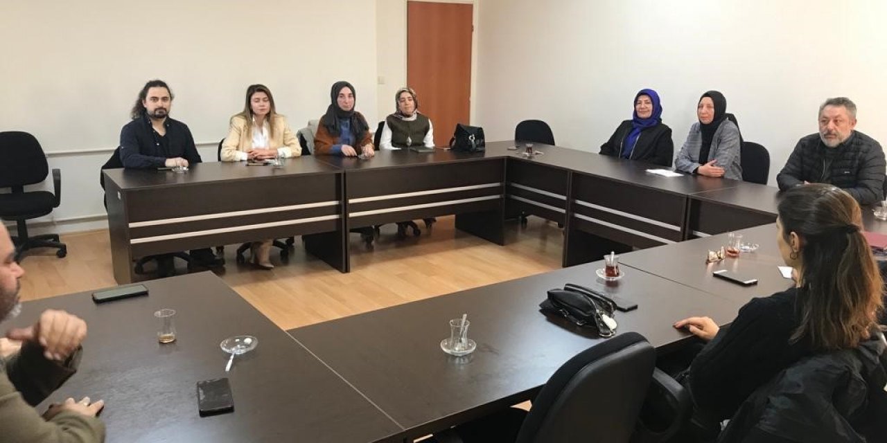 Mutluluk kervanı depremzedelerin yanında