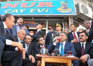 Bugün Çaylar Cumhurbaşkanı'ndan