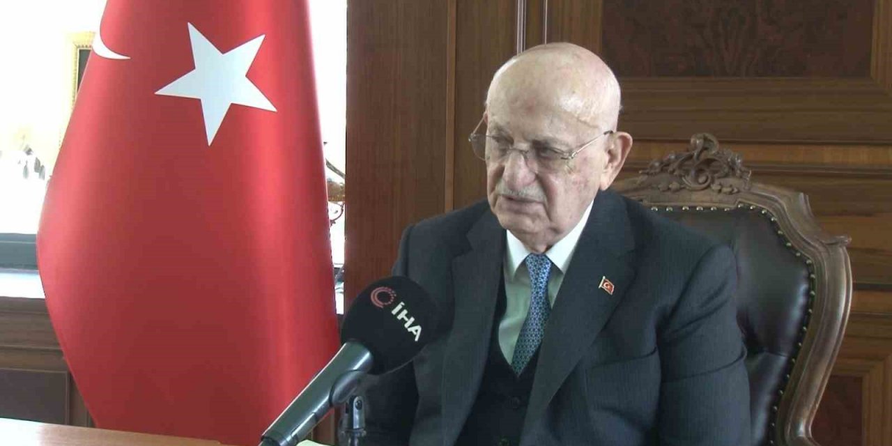 Eski TBMM Başkanı İsmail Kahraman: “Amerika, Ayasofya’nın müze yapılması için o günkü hükümete baskı yapmıştır”