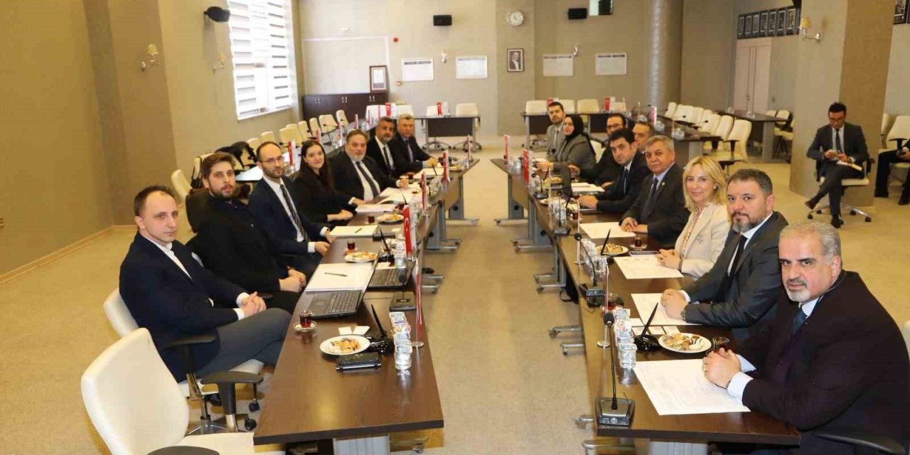 Altıntaş’ta Zafer OSB’ye yapılması planlanan yatırım değerlendirildi