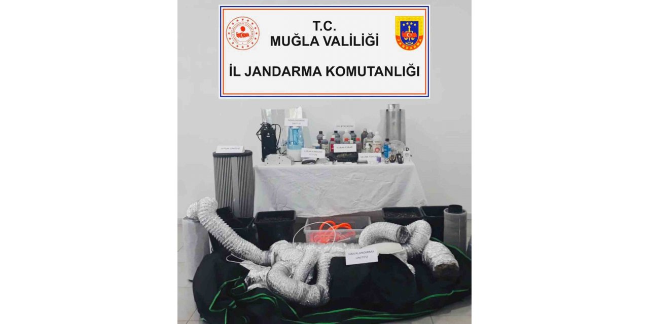 Evde uyuşturucu imalatına jandarma operasyonu