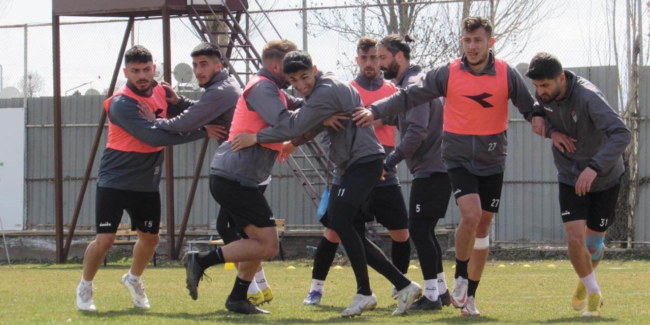 ES Elazığspor Mersin yolcusu
