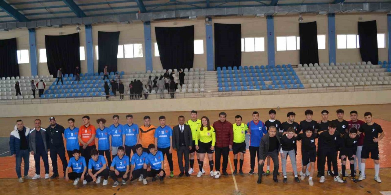 Korkuteli’nde Futsal müsabakaları sona erdi