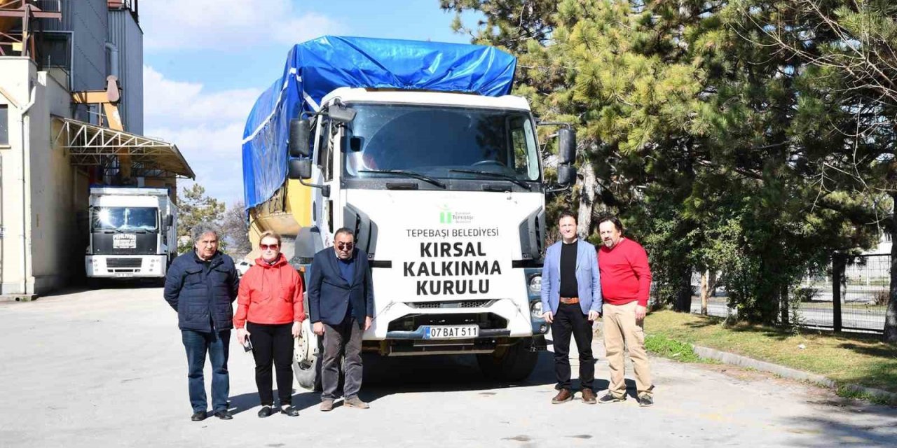 16 ton yem daha bölgeye gönderildi