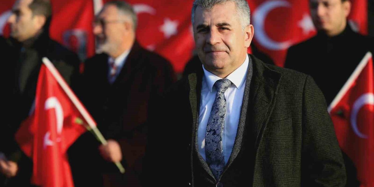 Vali Yardımcısı Tunç milletvekili aday adaylığı için görevinden istifa etti