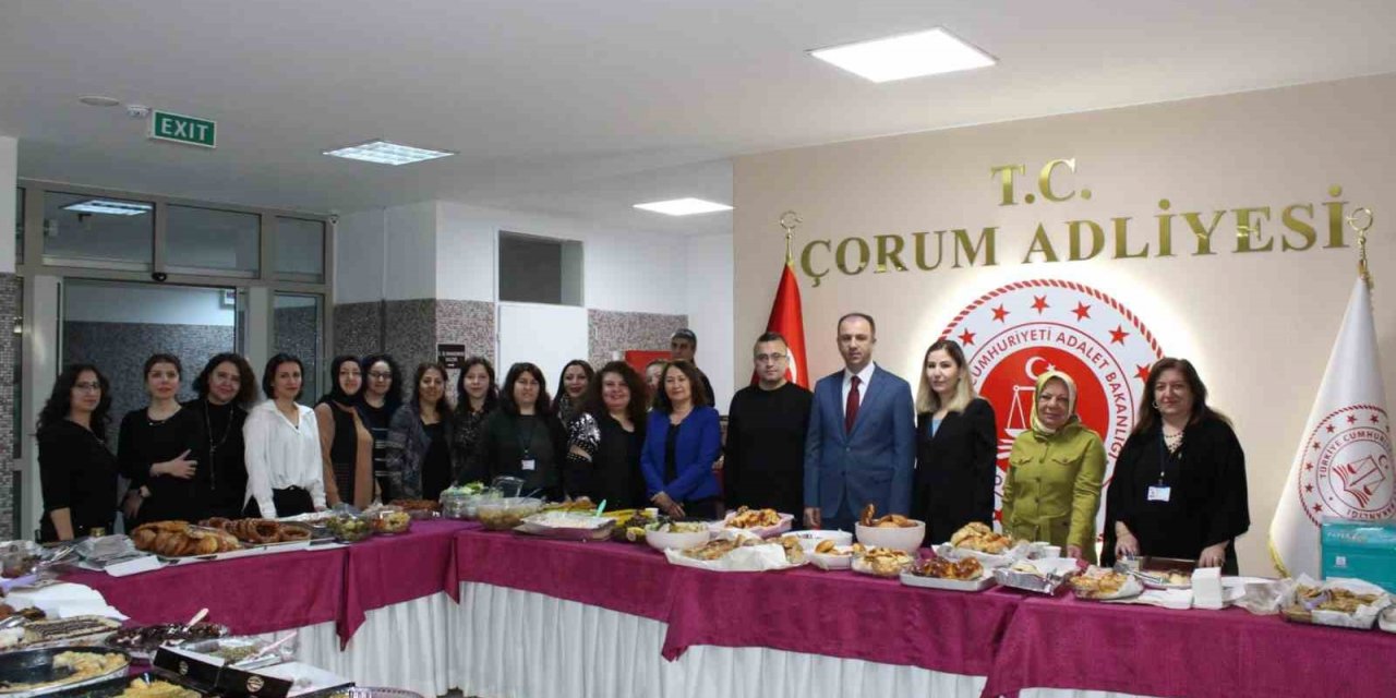 Çorum Adliyesi çalışanları depremzedeler için seferber oldu