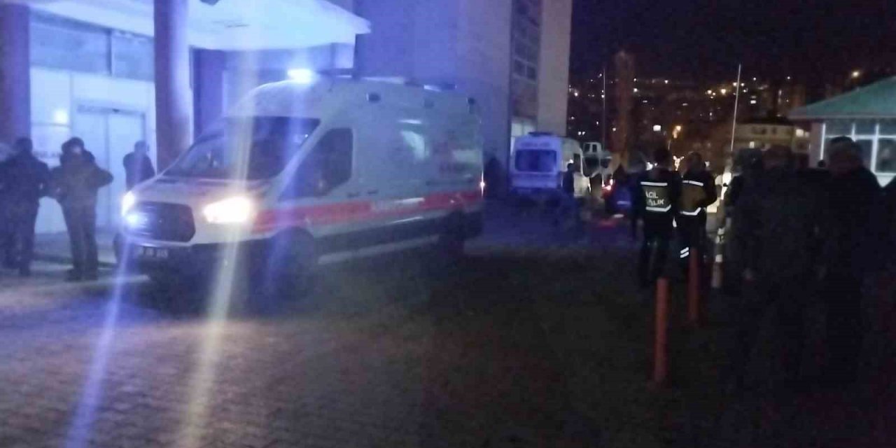 Hakkari’de trafik kazası: 1 ölü, 1 yaralı