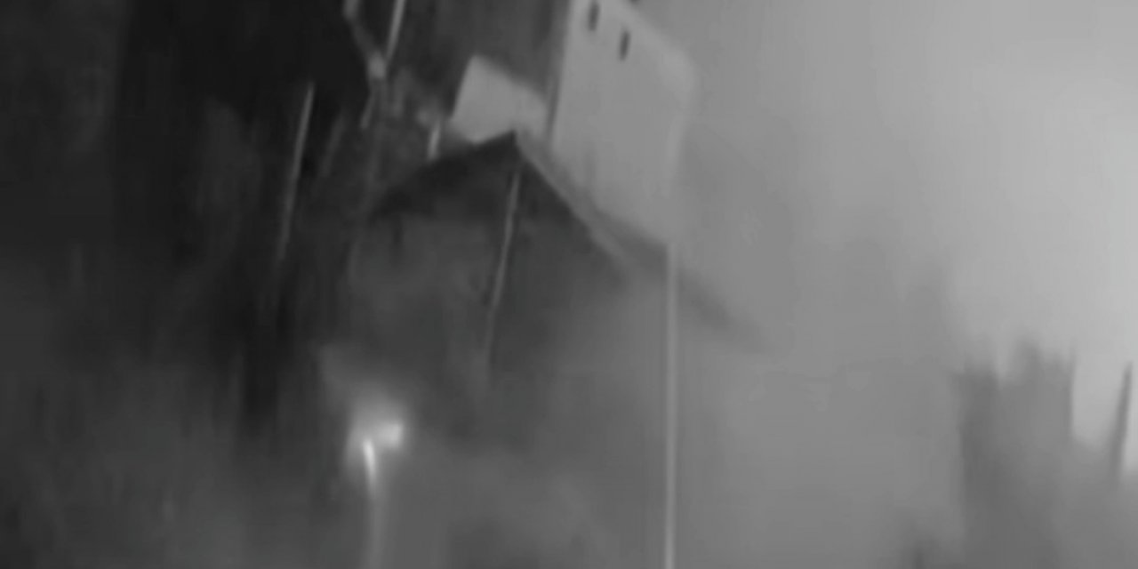 Depremde çiftliğin ambar kısmındaki traktörlerin, evin yıkılmasını önlediği görüntüler ortaya çıktı